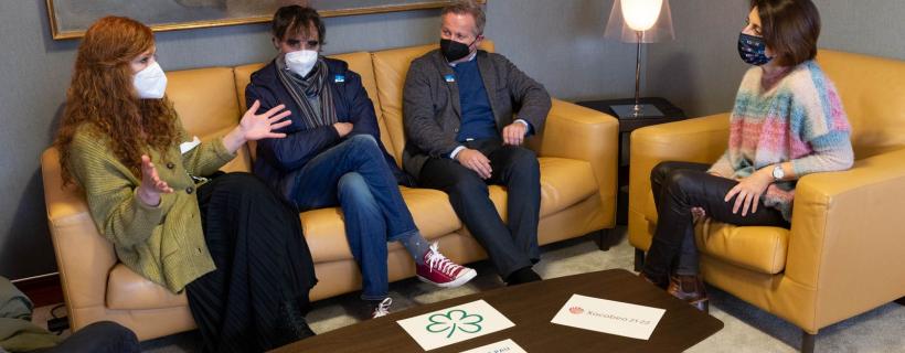 Ánxeles Vázquez invita al sector de la hostelería a participar en la Alianza Gallega por el Clima para avanzar en la economía circular